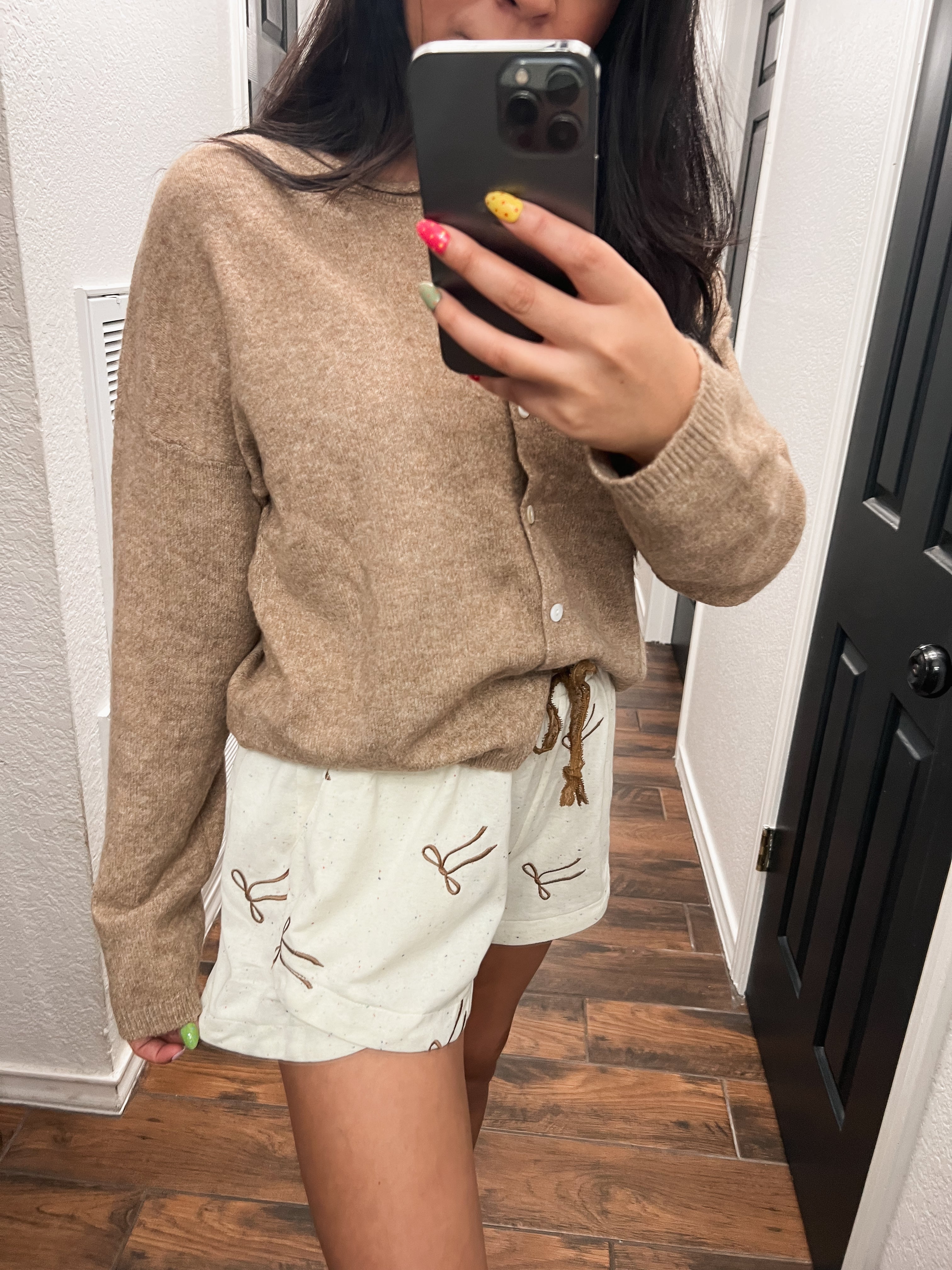 Bow & Tell Shorts