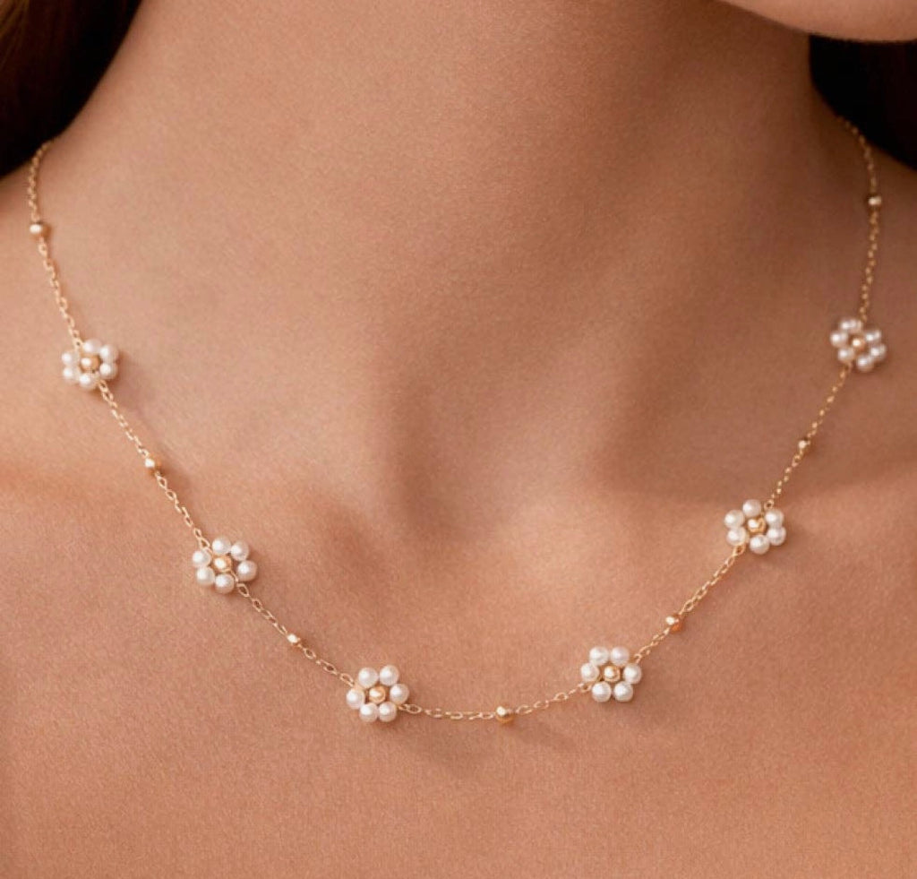 Daisy Pearl Necklace Tarnish Free